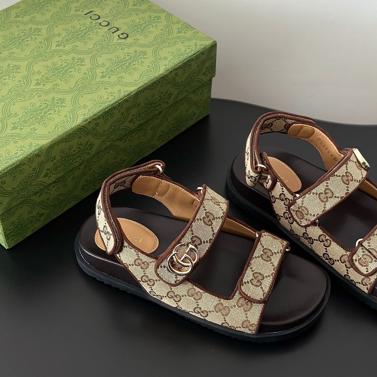 GG SANDALS