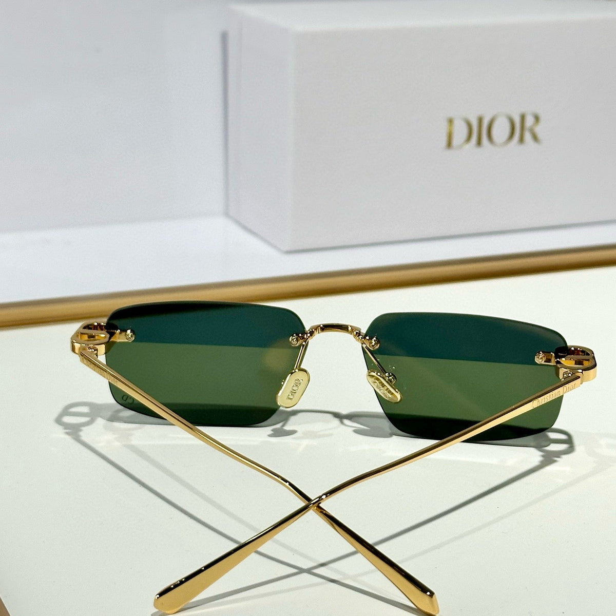 CD SUNGLASSES