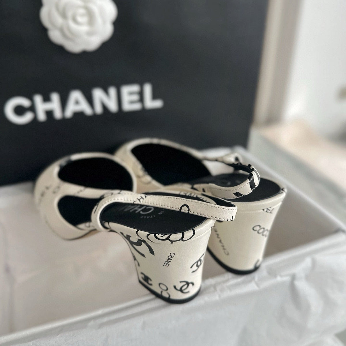 CC SLINGBACK HEELS