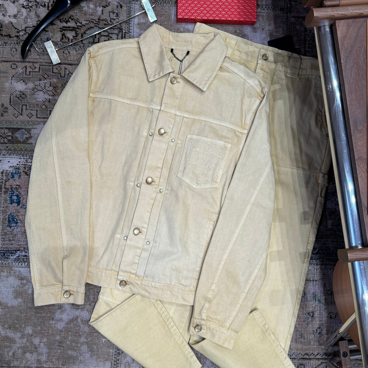 LOU DENIM JACKET