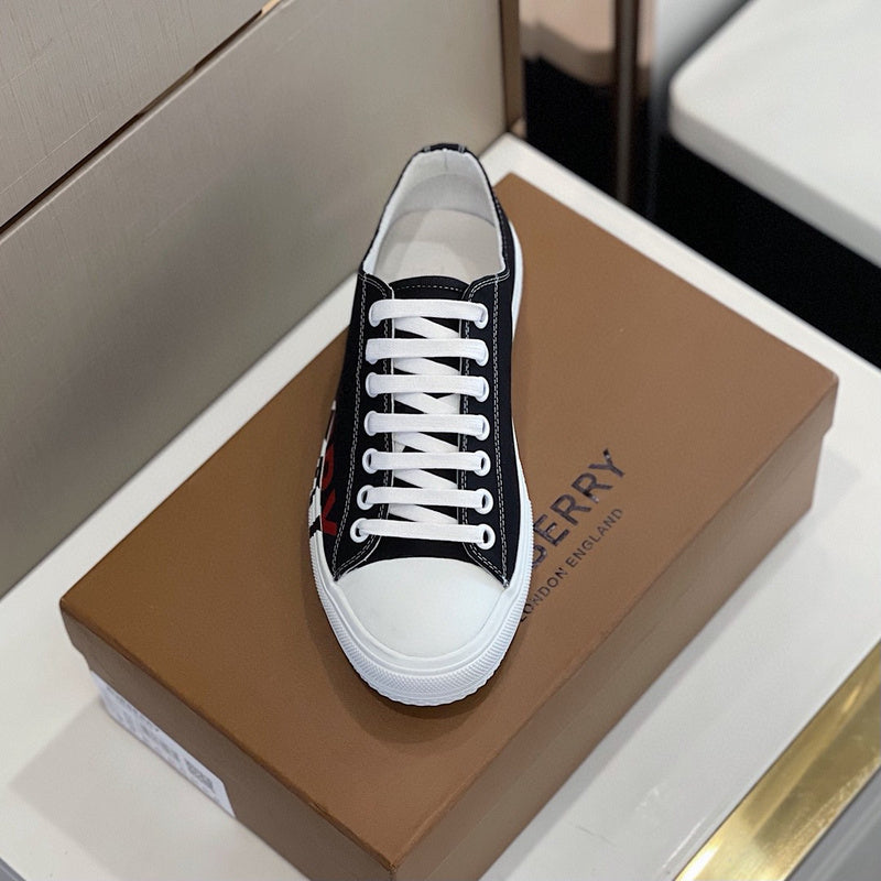 Burberry Luxury Shoes