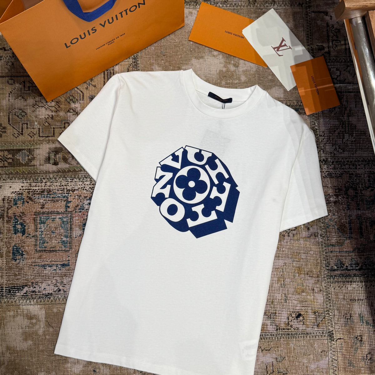 LOU T-SHIRT