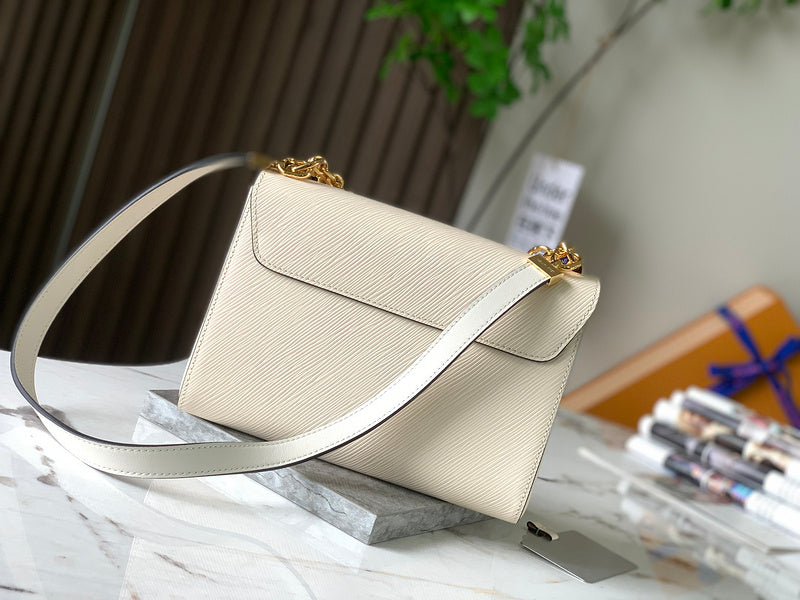I W Fashion Lu-Vi Bags - 16649