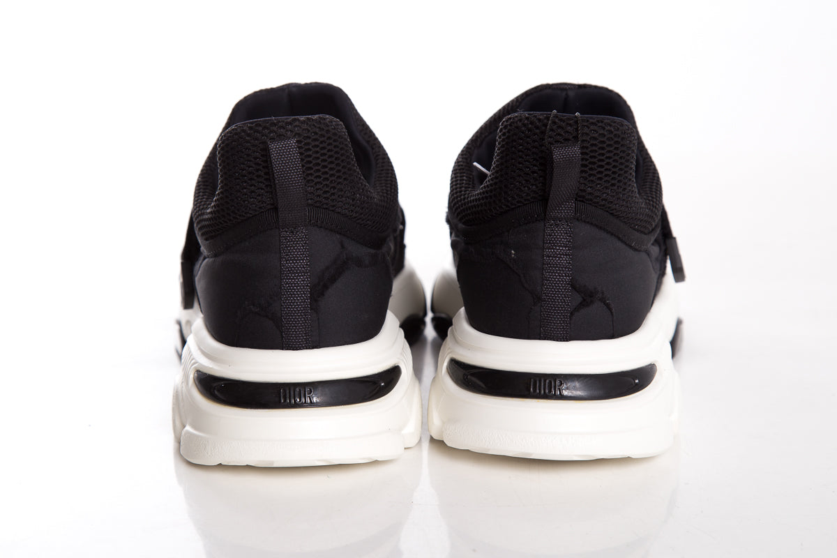Dior Black & White D- Wander Sneakers SZ 41 NWT