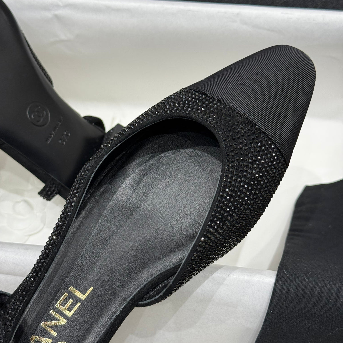CC SLINGBACK PUMPS