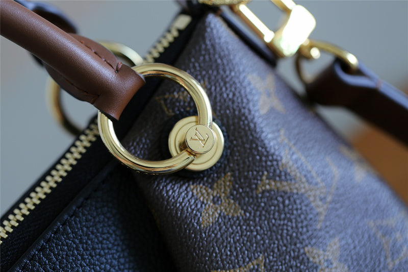 I W Fashion Lu-Vi bags - 8010