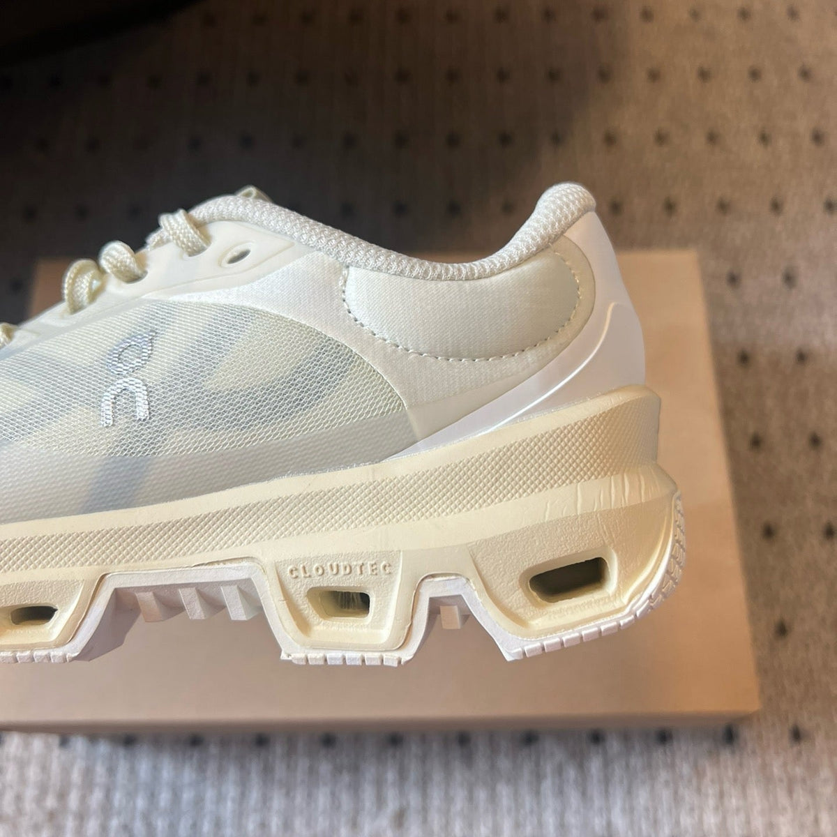 LOEW CLOUDLIT SNEAKER