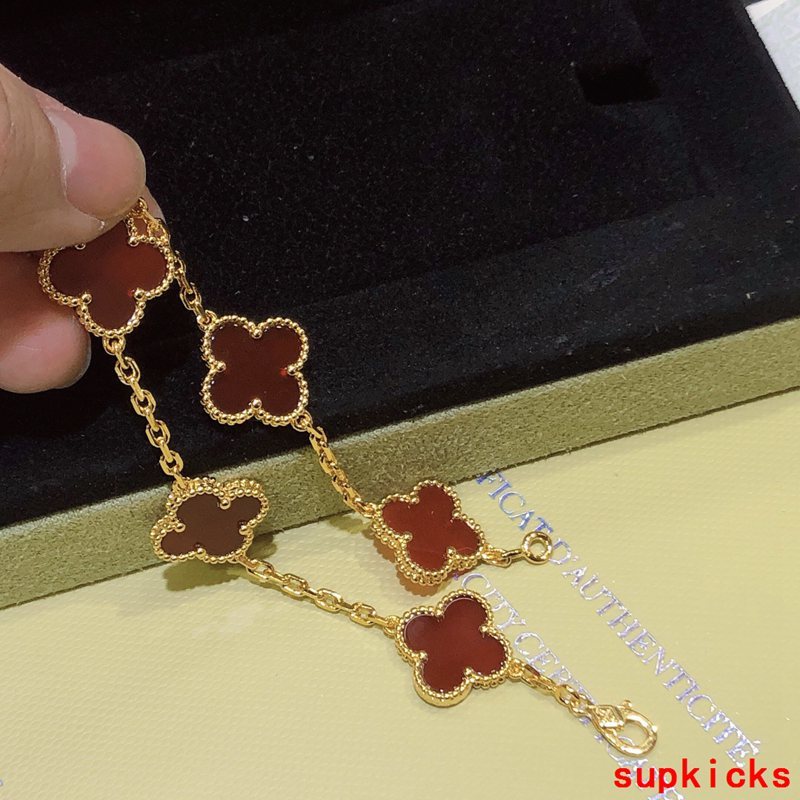 Van Cleef & Arples Jewelry