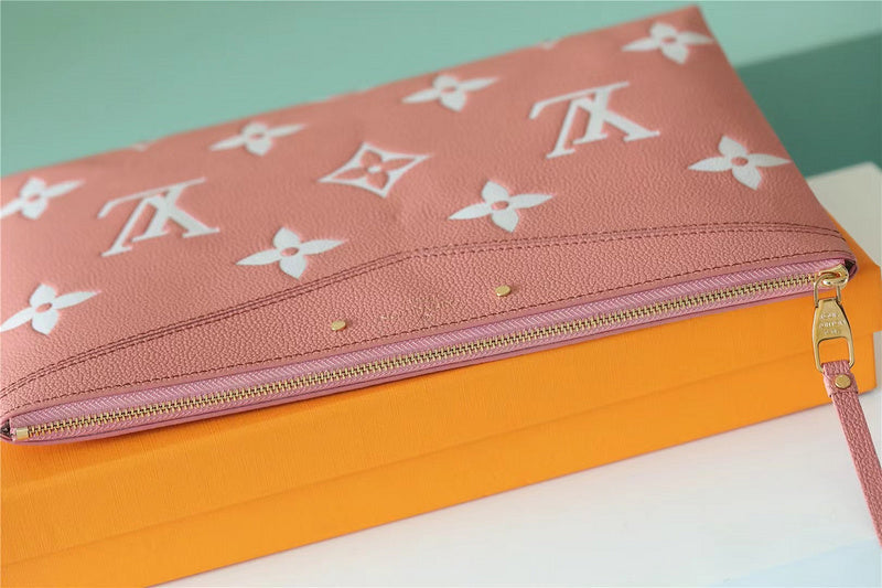 I W Fashion Lu-Vi bags - 8812
