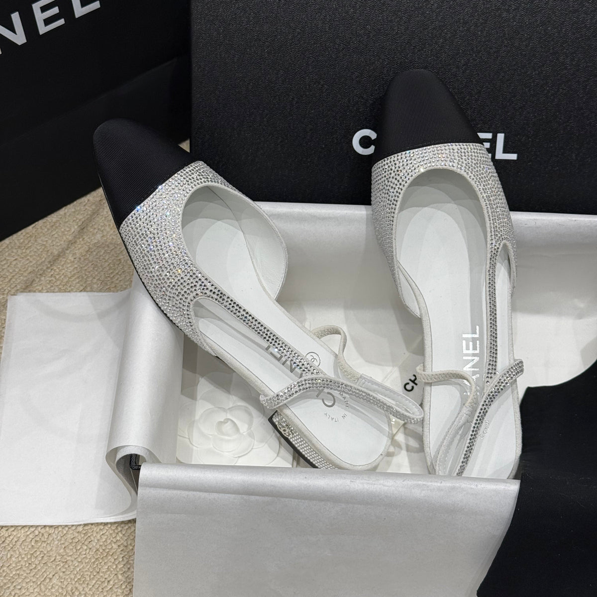 CC SLINGBACK PUMPS