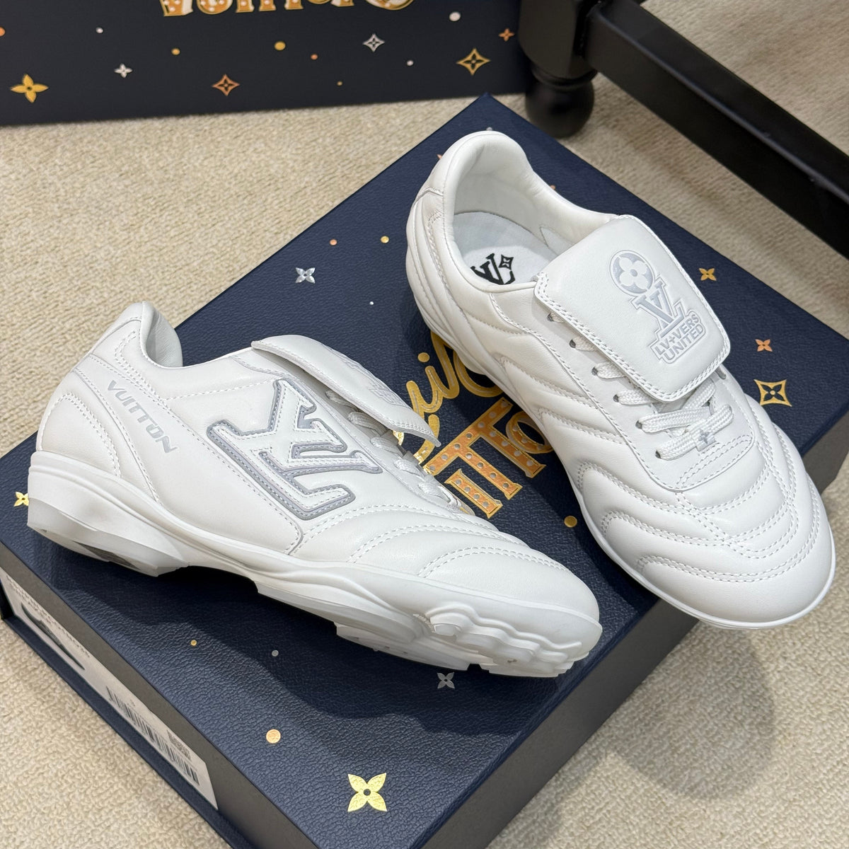 LOU FOOTPRINT SNEAKER