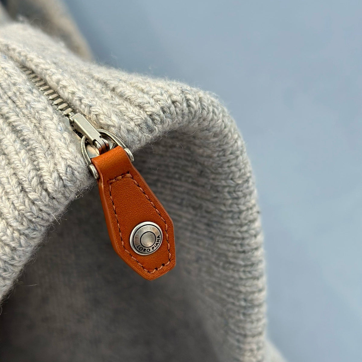 LORO P ZIP SWEATER