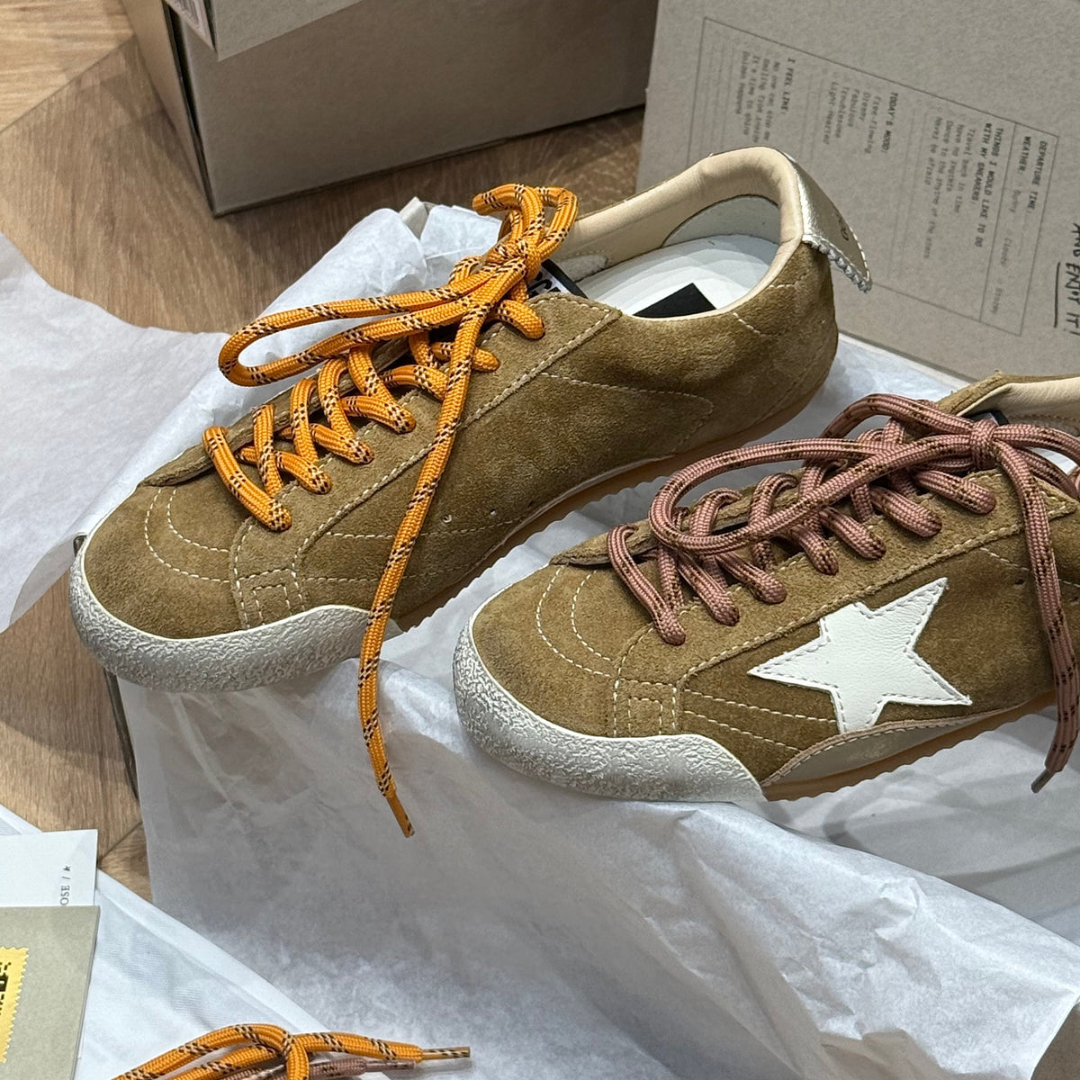 GOLDEN G TRAINERS