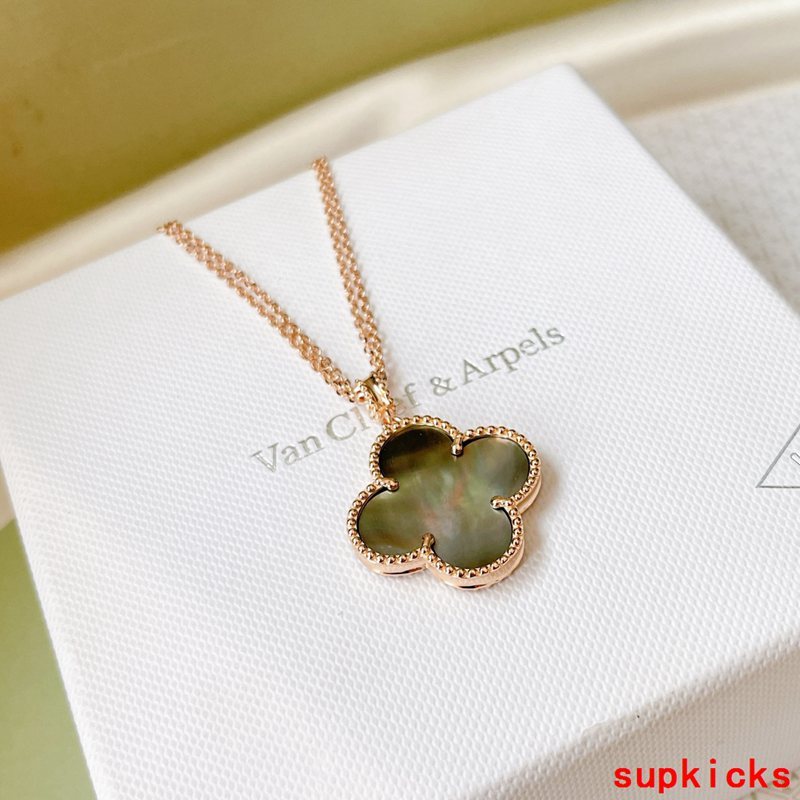 Van Cleef & Arples Jewelry