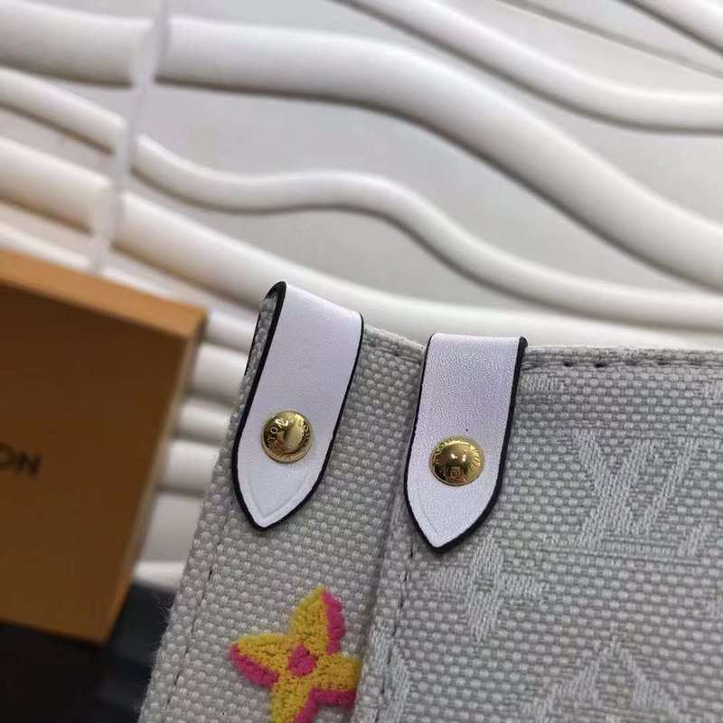 LOV2 Bags - Luxurious Bags  522