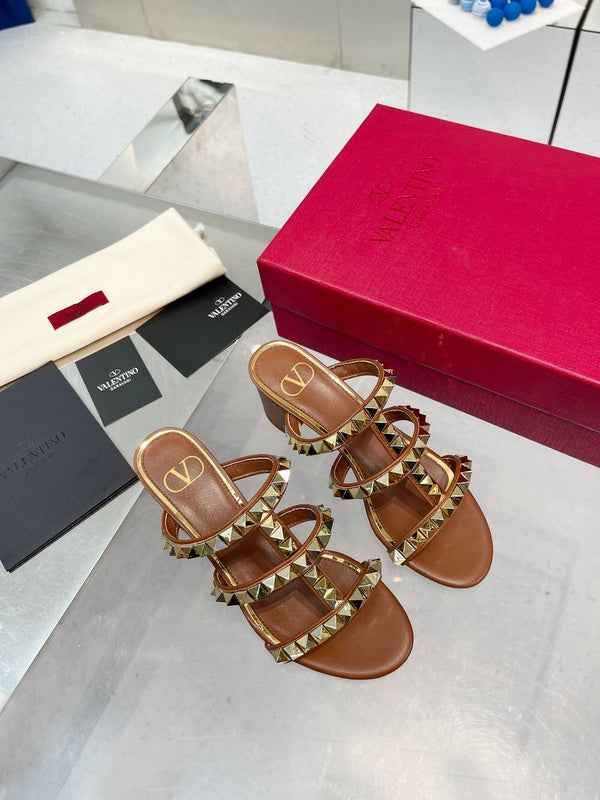 Valentino GARAVANI Luxury Shoes