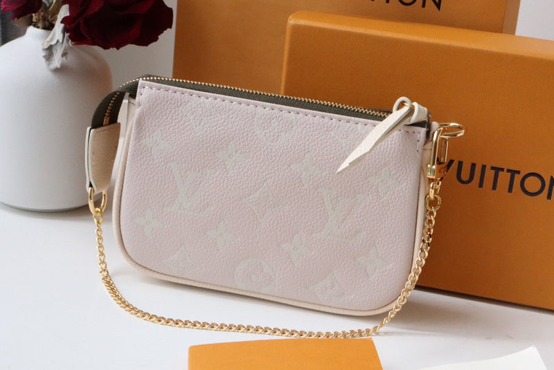 I W Fashion Lu-Vi Bags - 16859