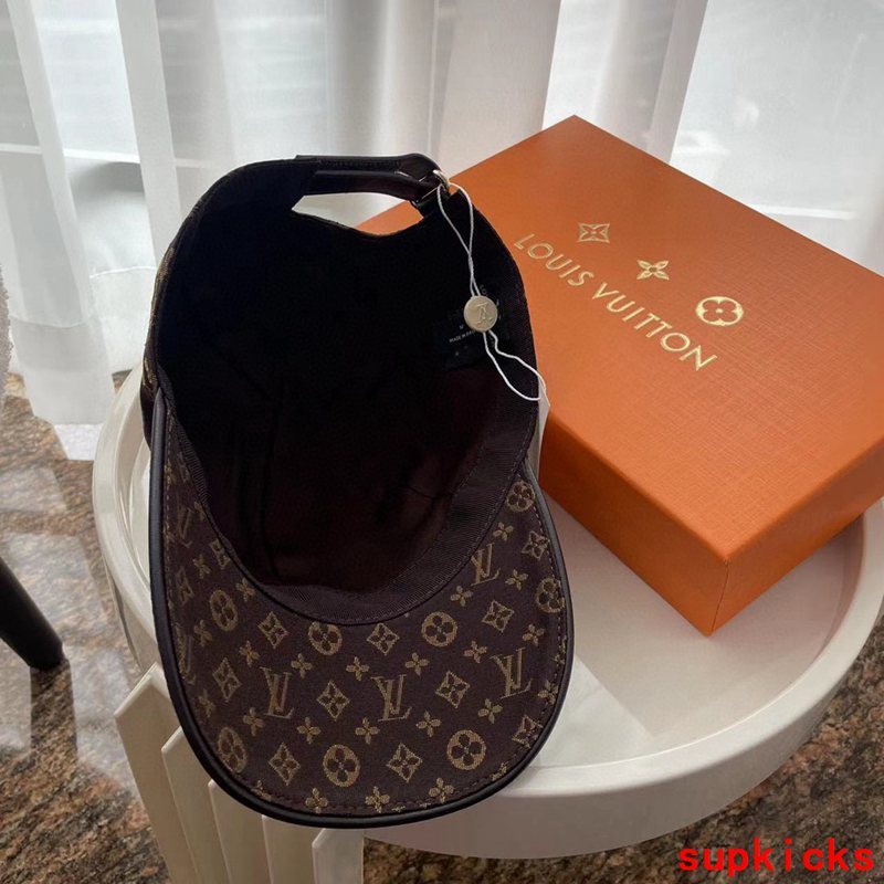 Louis Vuitton Luxury Cap