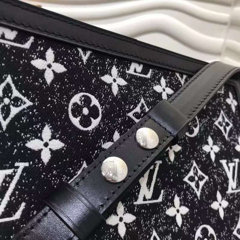 LOV2 Bags - Luxurious Bags  521