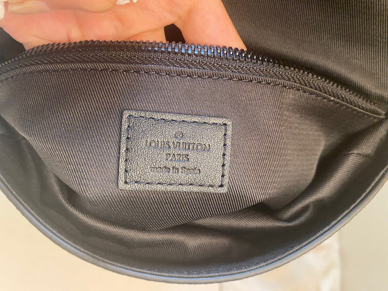 I W Fashion Lu-Vi bags - 17525