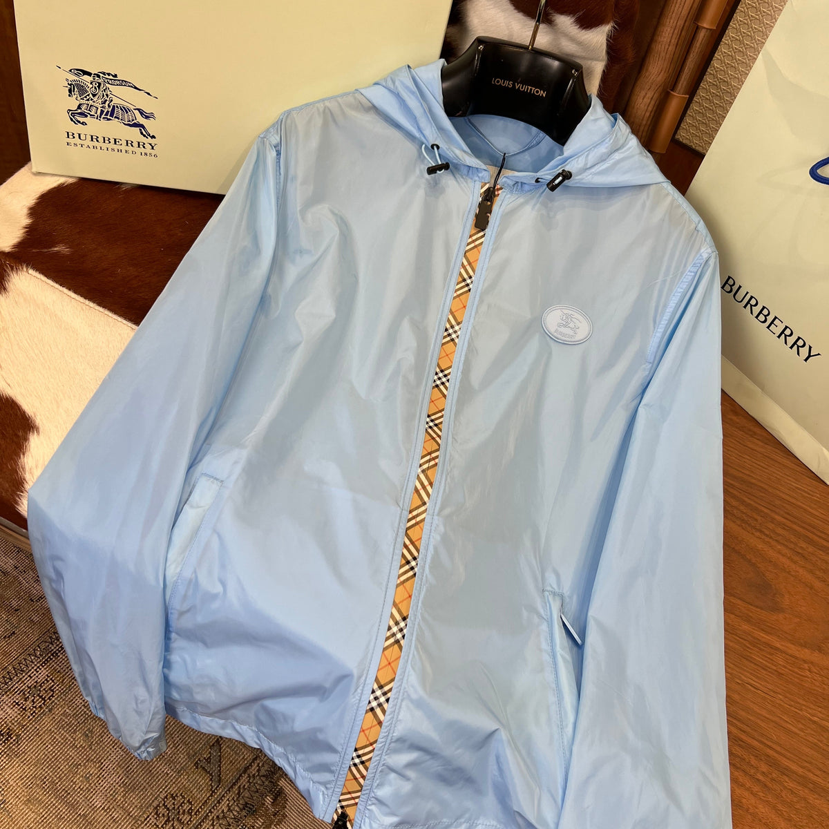 BBR WINDBREAKER