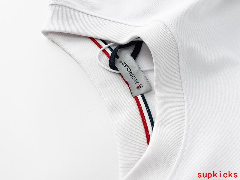 Moncler Luxury Cloth