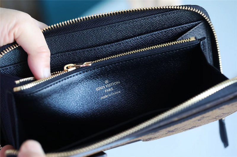 I W Fashion Lu-Vi bags - 9300