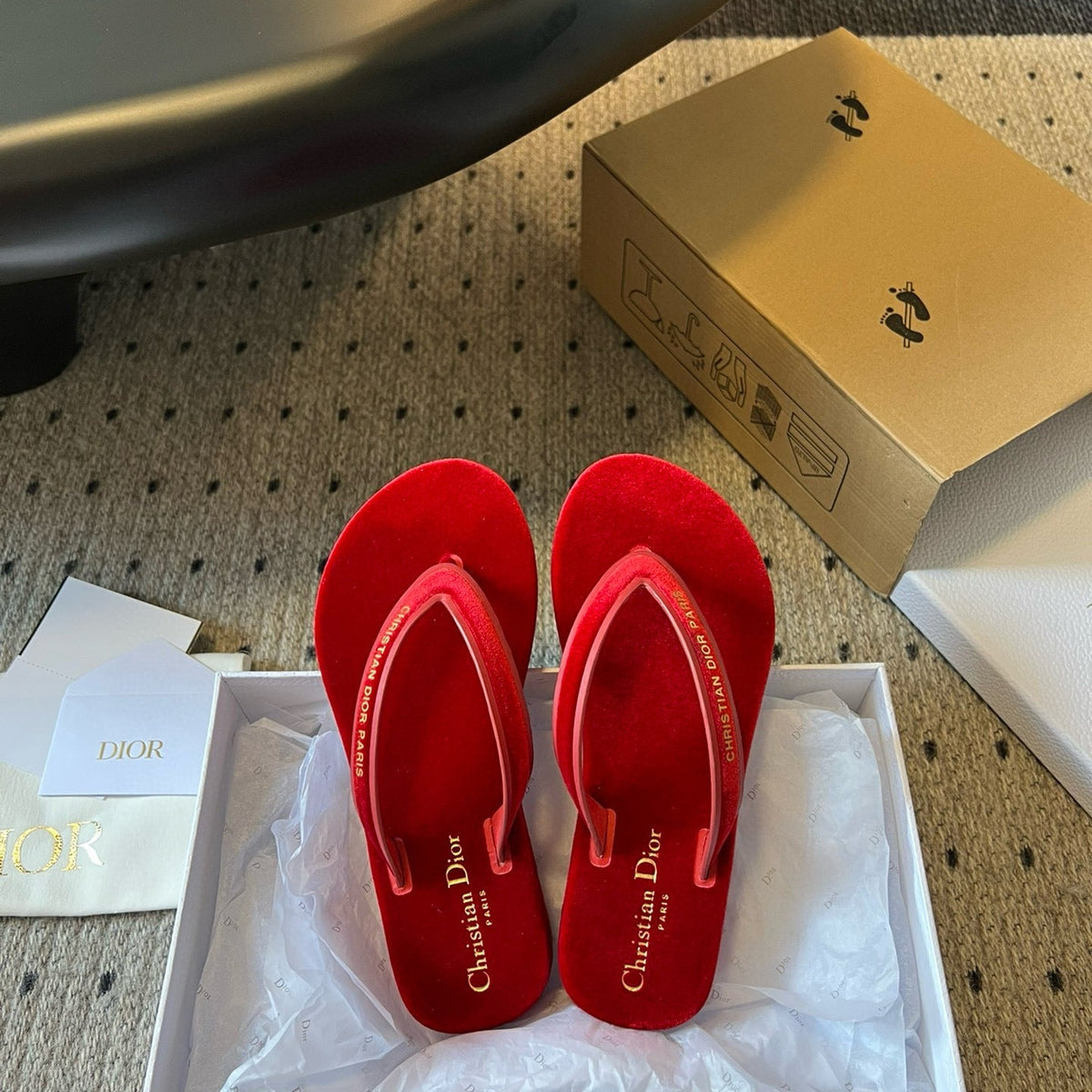 CD THONG SANDAL