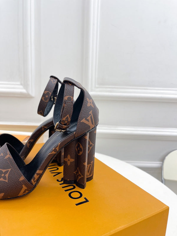 Louis Vuittion Luxury Shoes