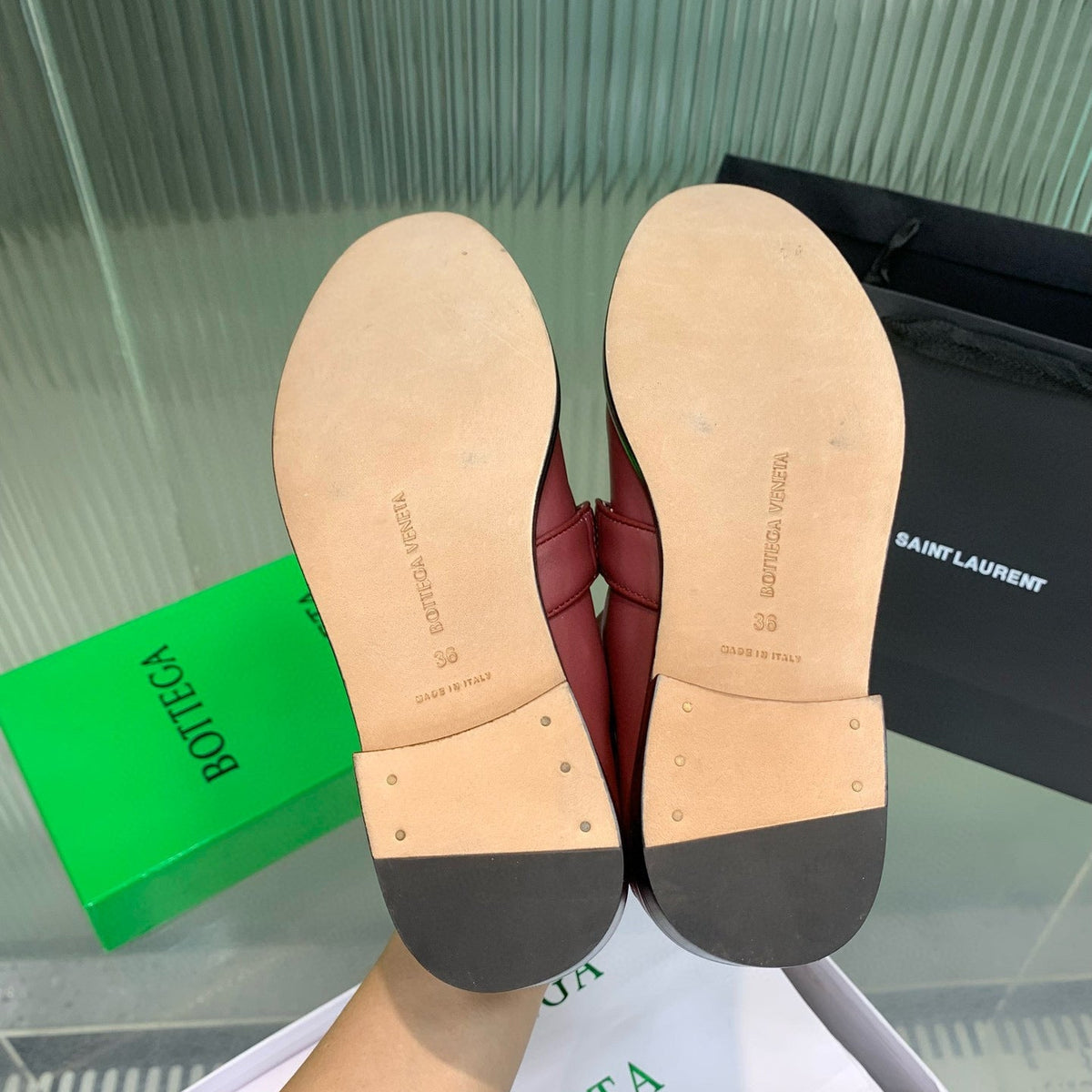 BOTT LOAFERS