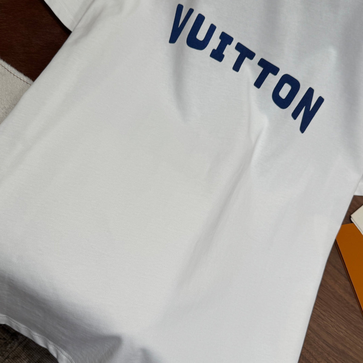 LOU T-SHIRT