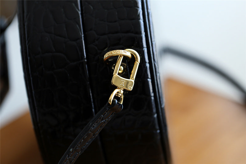 I W Fashion Lu-Vi bags - 8325