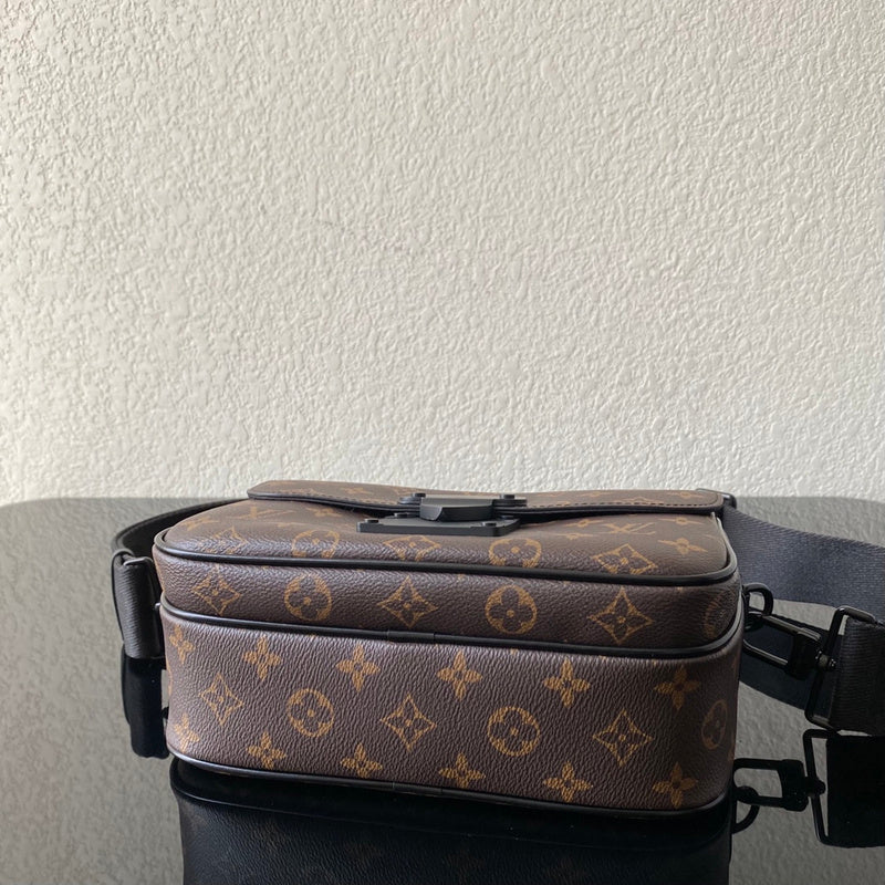 I W Fashion Lu-Vi bags - 17376