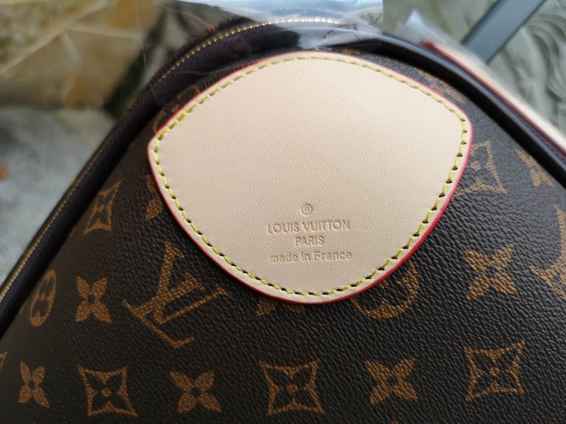 I W Fashion Lu-Vi bags - 11385
