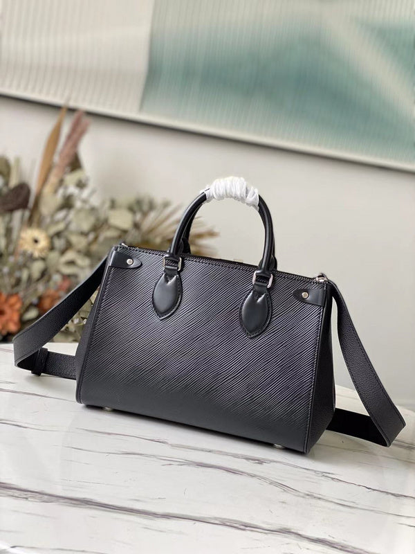 I W Fashion Lu-Vi bags - 17532