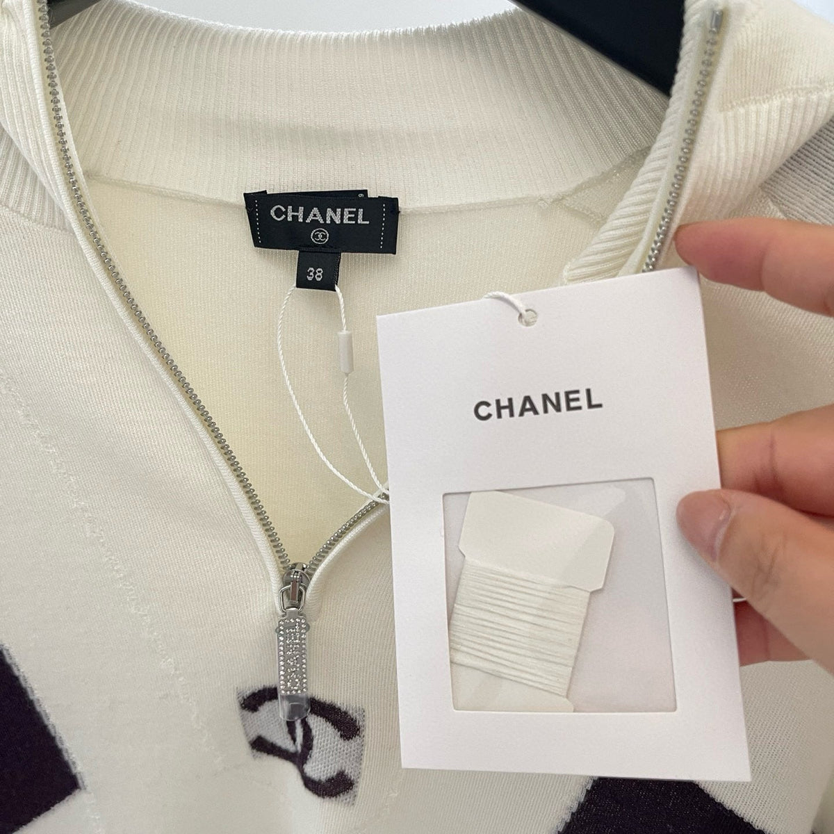 CC KNIT HOODIE