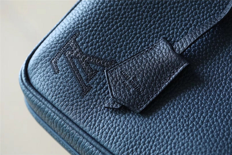 I W Fashion Lu-Vi bags - 9837
