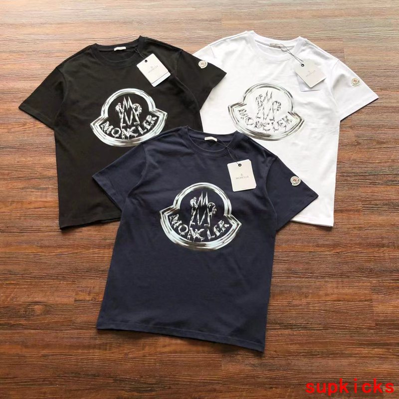 Moncler Luxury Cloth