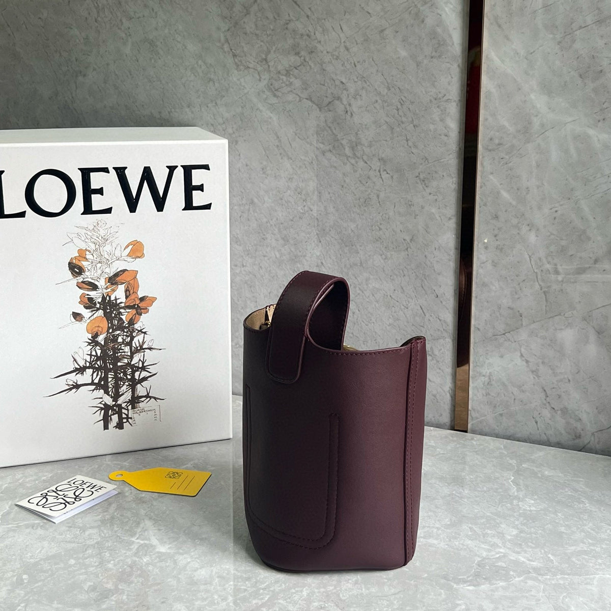 LOEW MINI PEBBLE BUCKET BAG
