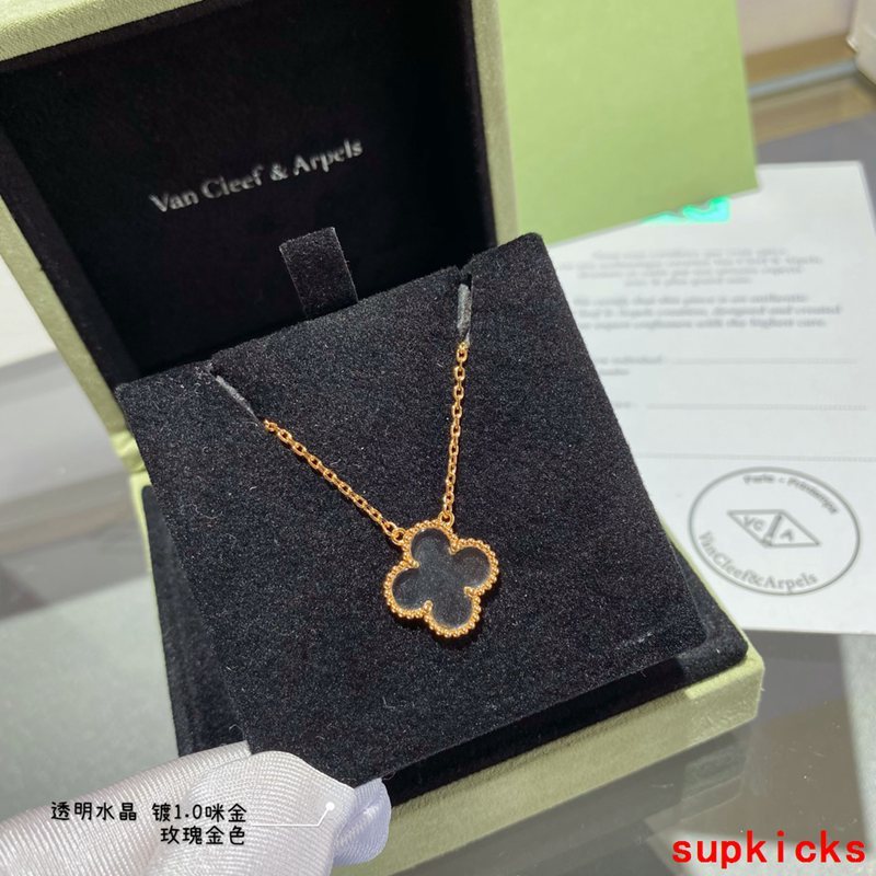 Van Cleef & Arples Jewelry