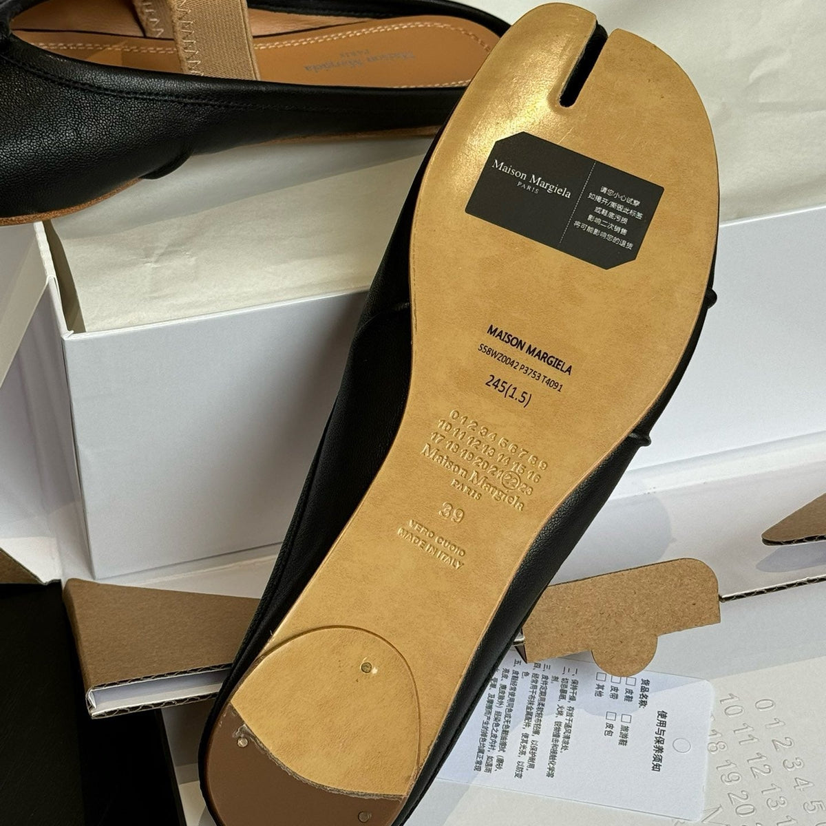 MAISON M TABI BALLET FLATS