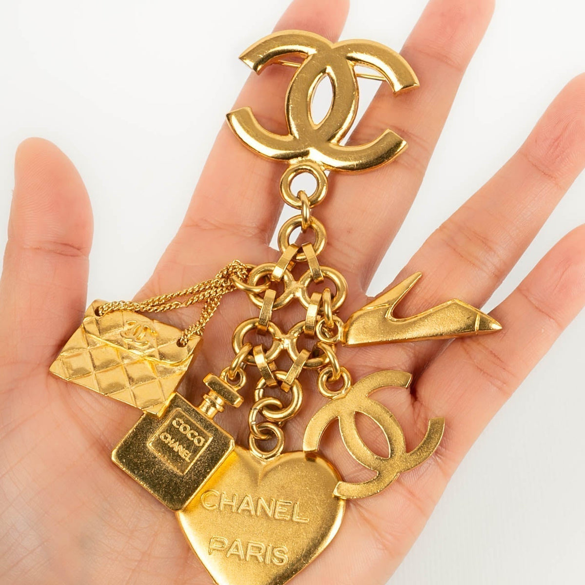 Broche charms Top Quality Chanel 1995