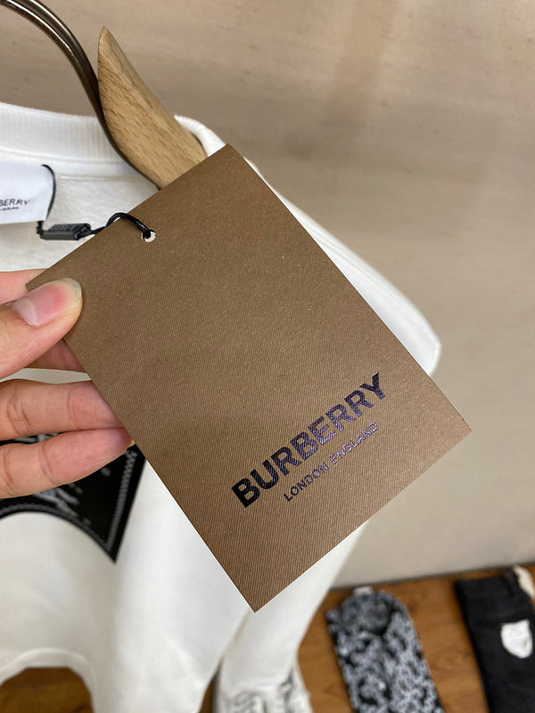 Burberry Luxury Clothes