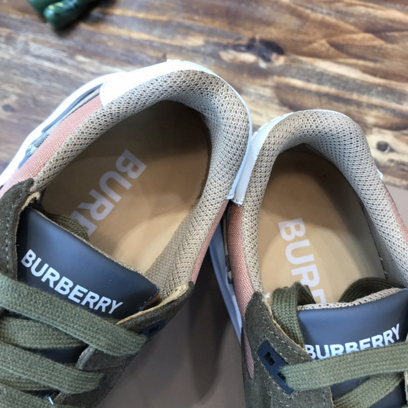 Burberry Luxury Shoes