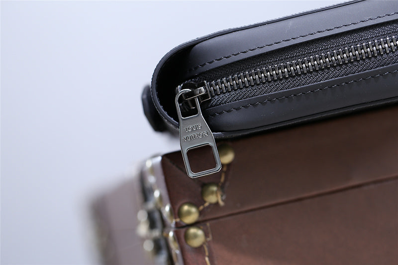 I W Fashion Lu-Vi bags - 10872