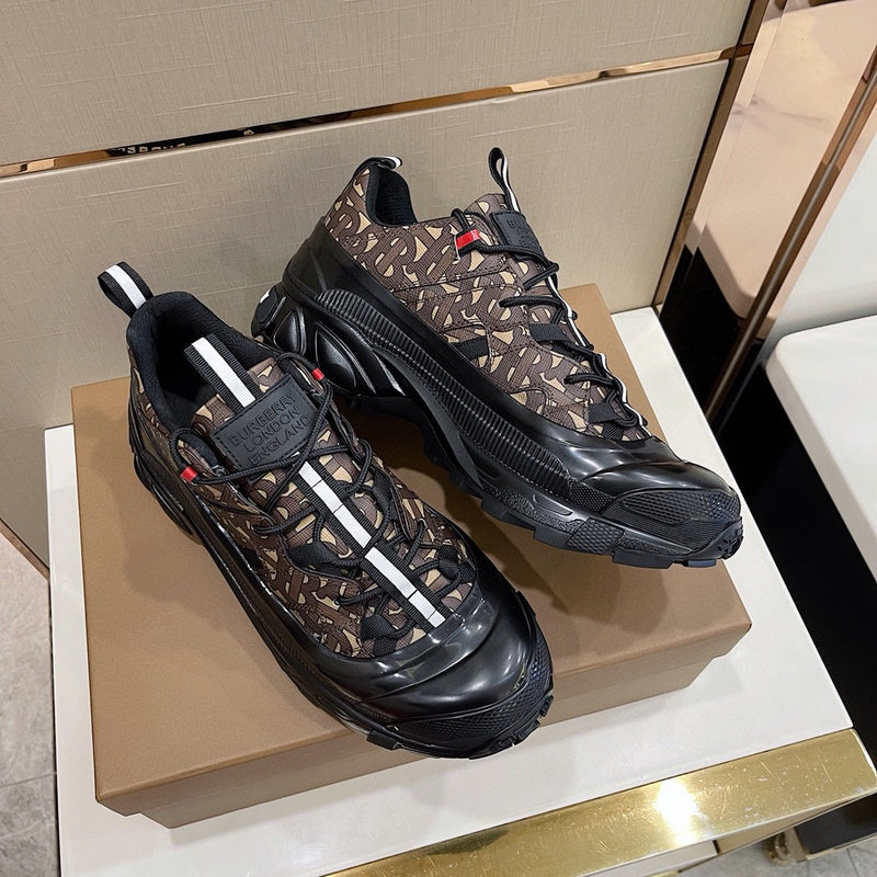 Burberry Luxury Shoes