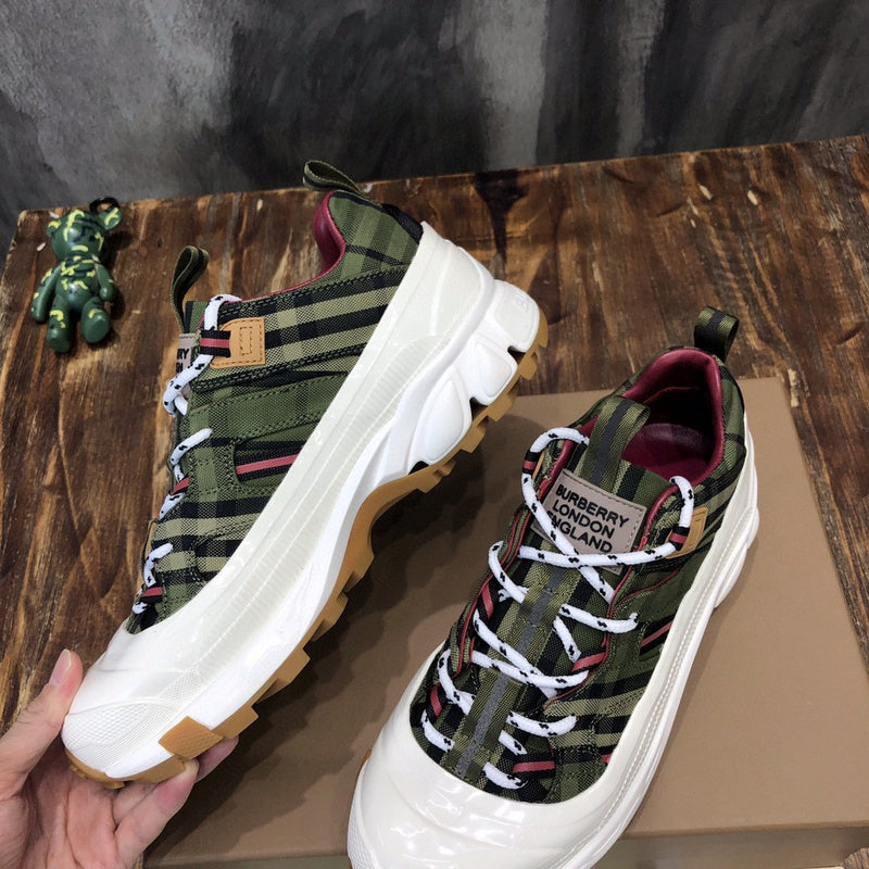 Burberry Luxury Shoes