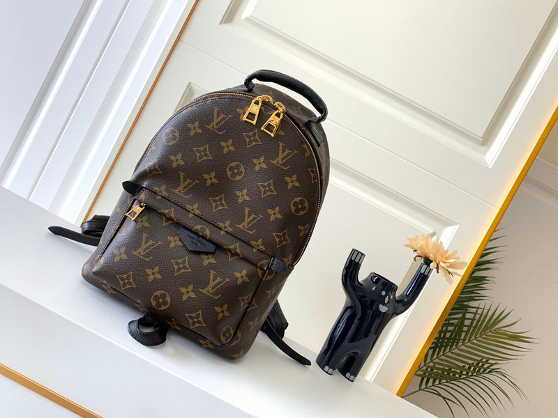 I W Fashion Lu-Vi bags - 17173