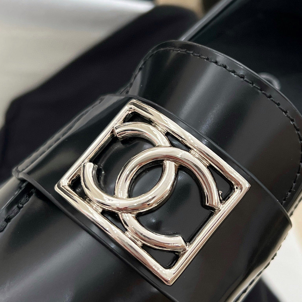 CC LOAFERS
