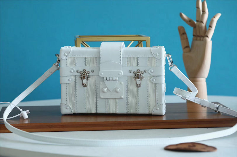 I W Fashion Lu-Vi bags - 8198